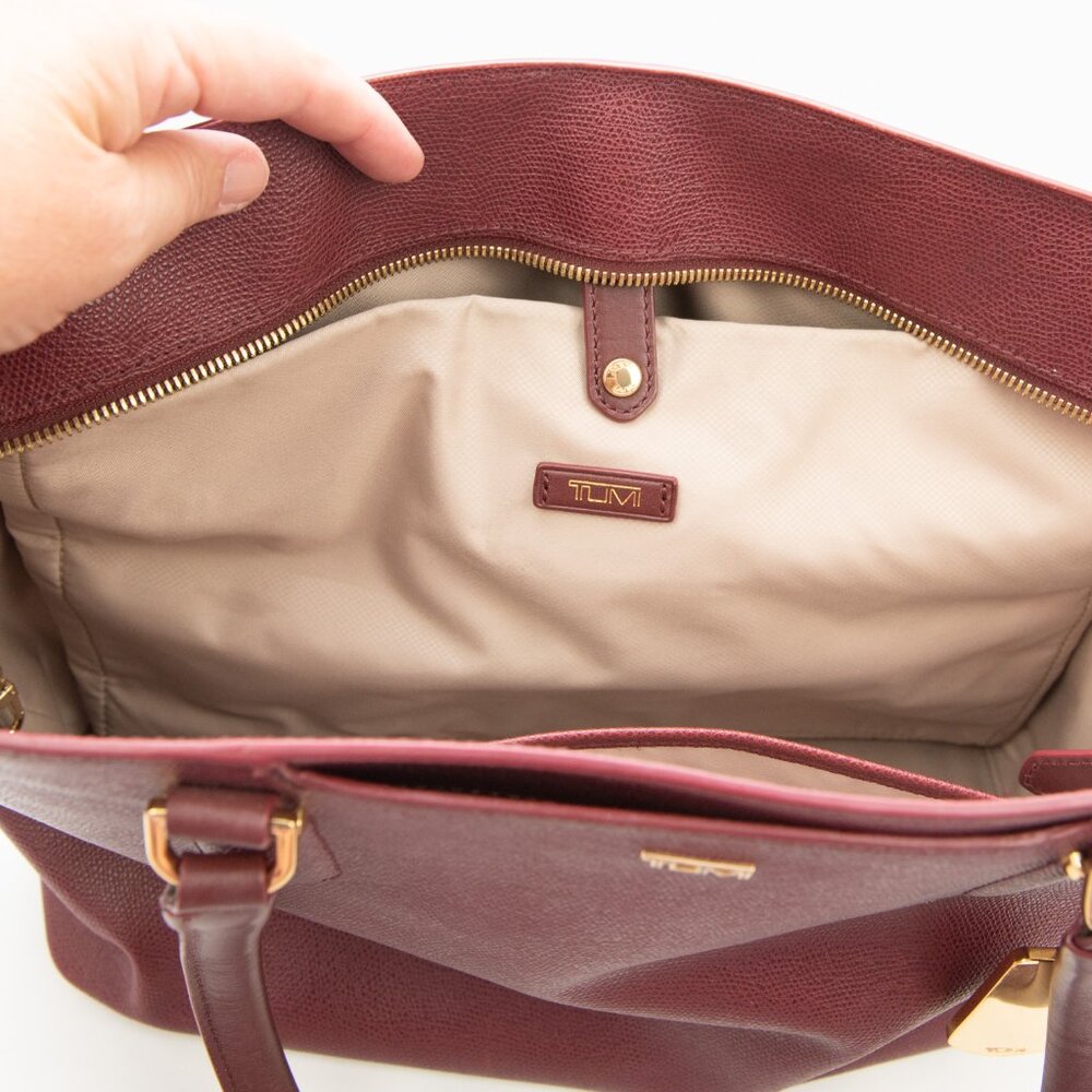 Tumi Sinclair Travel Tote With Continental Wallet Canvas Coated Work Burgundy - Picture 11 of 15